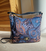 Ynot? pojemna torebka ze średnim i długim paskiem