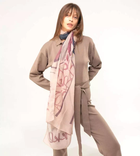 Anekke Heartbeat szal duży z nadrukiem