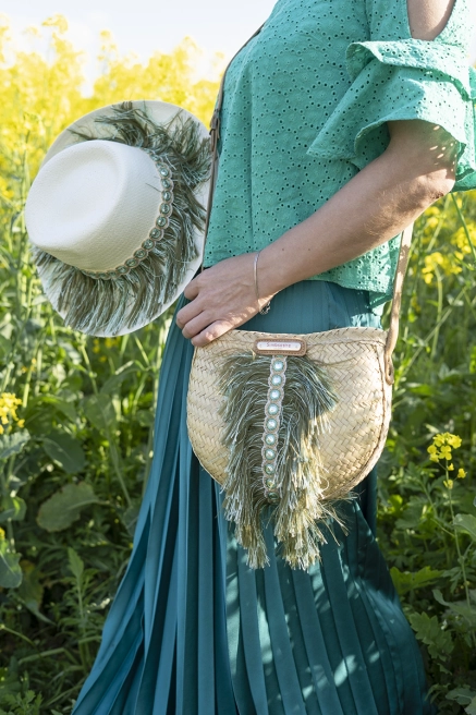 Simosastre półokrągły ręcznie pleciony koszyk boho