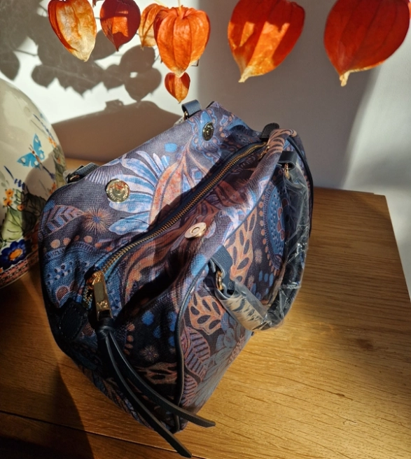 Ynot pojemna aksamitna torebka z rączkami i długim paskiem