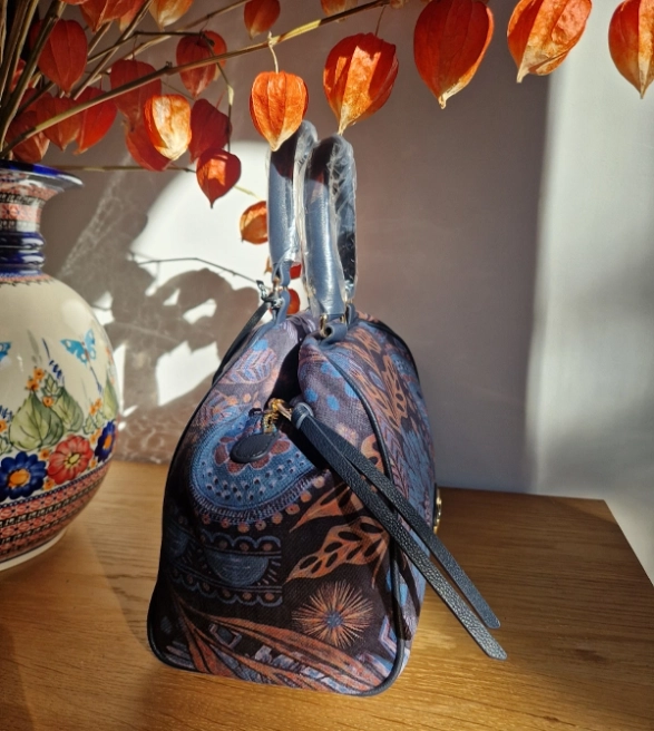 Ynot pojemna aksamitna torebka z rączkami i długim paskiem