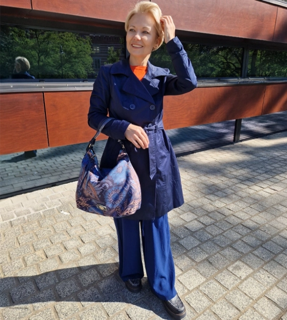 Ynot? pojemna torebka ze średnim i długim paskiem