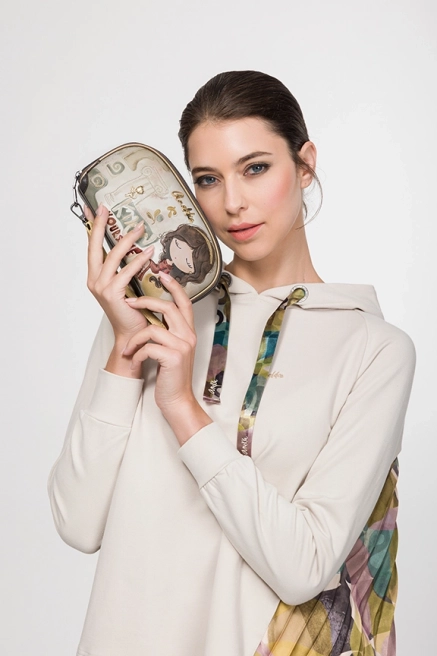 Anekke Muse duży portfel z uchwytem