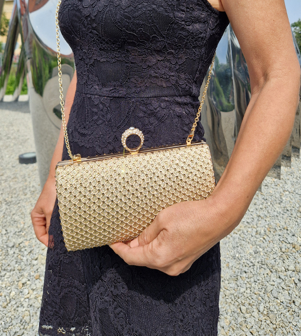 Złota biżuteryjna torebka wieczorowa