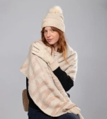 Zestaw Anekke szal i rękawiczki