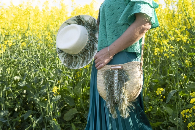 Simosastre półokrągły ręcznie pleciony koszyk boho