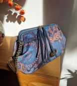 Ynot aksamitna torebka z długim paskiem