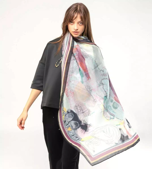 Anekke Core szal duży z nadrukiem