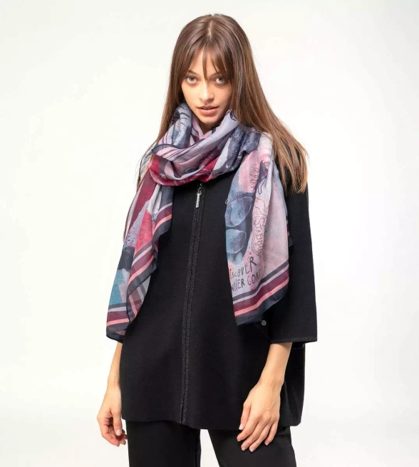 Anekke Core szal duży z nadrukiem