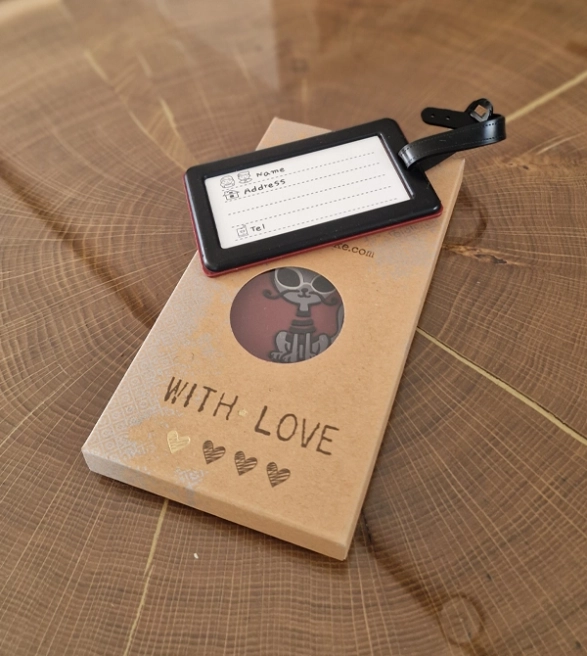 Anekke Towanda przywieszka bagażowa identyfikator na walizkę torbę