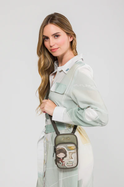 Anekke Muse minitorebka na telefon