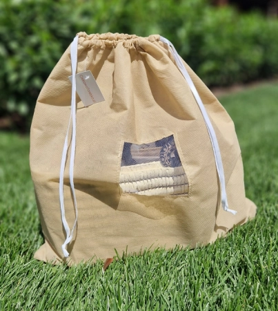 Woreczek do przechowywania i przeciwkurzowy ze ściągaczem 35x35 cm beżowy